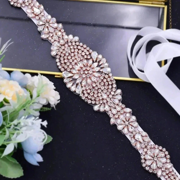 Fashion Bridal Belts Wedding gowns